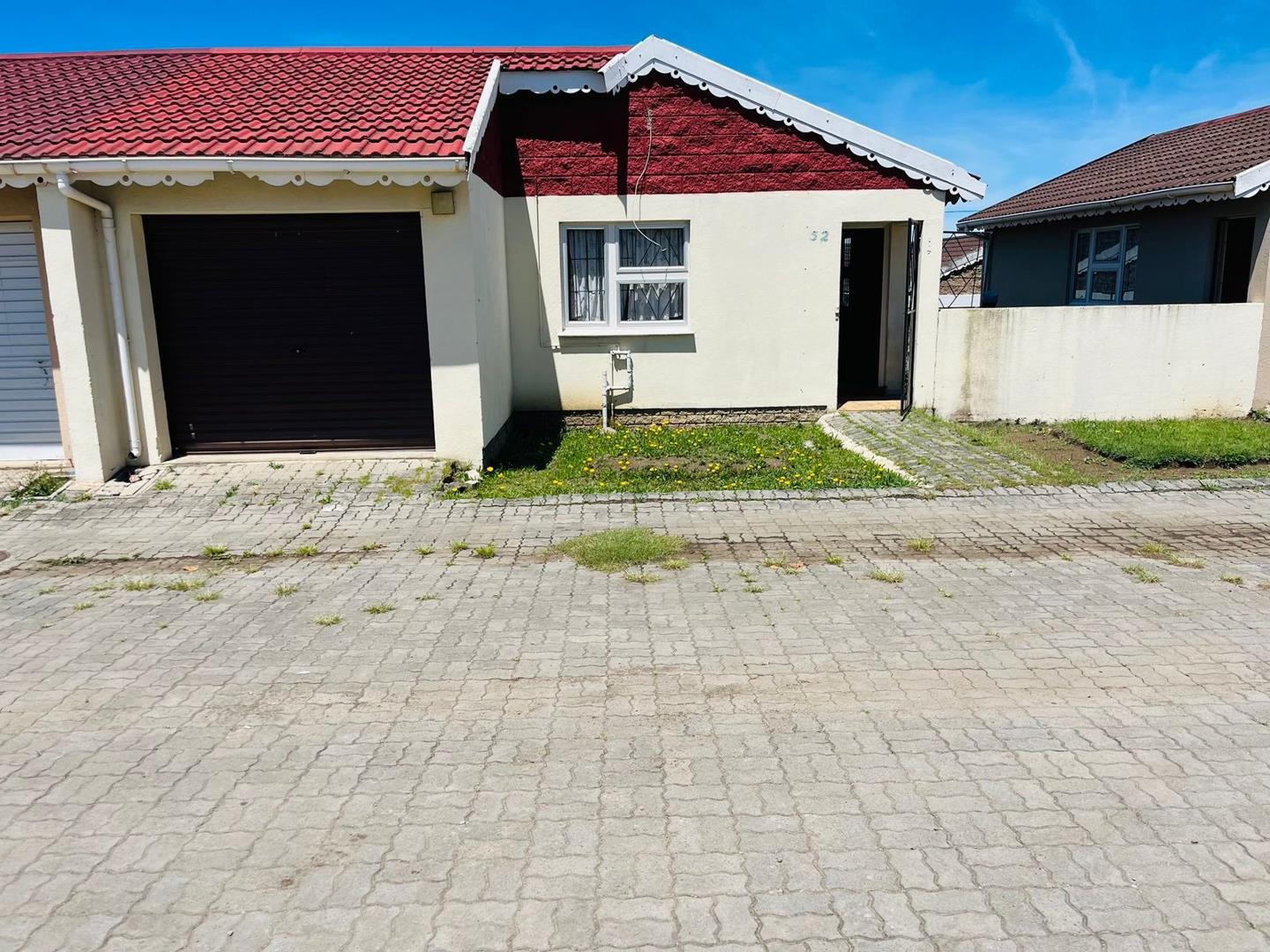 2 Bedroom Townhouse for sale in West Bank P24115133038