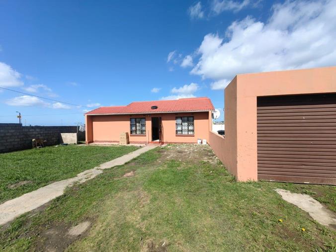 2 Bedroom House for Sale in Amalinda