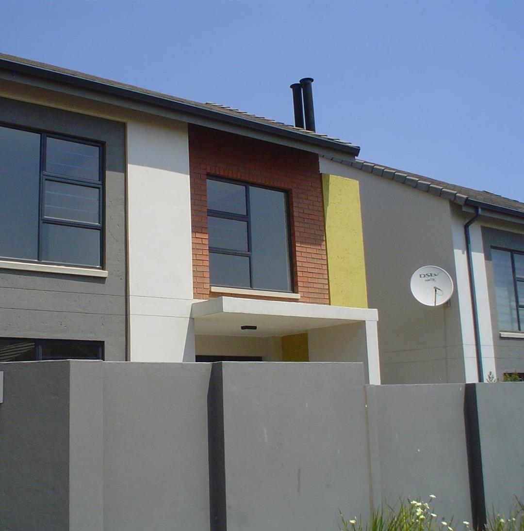 3 Bedroom Townhouse for sale in Amberfield 4814 Manhattan Lifestyle