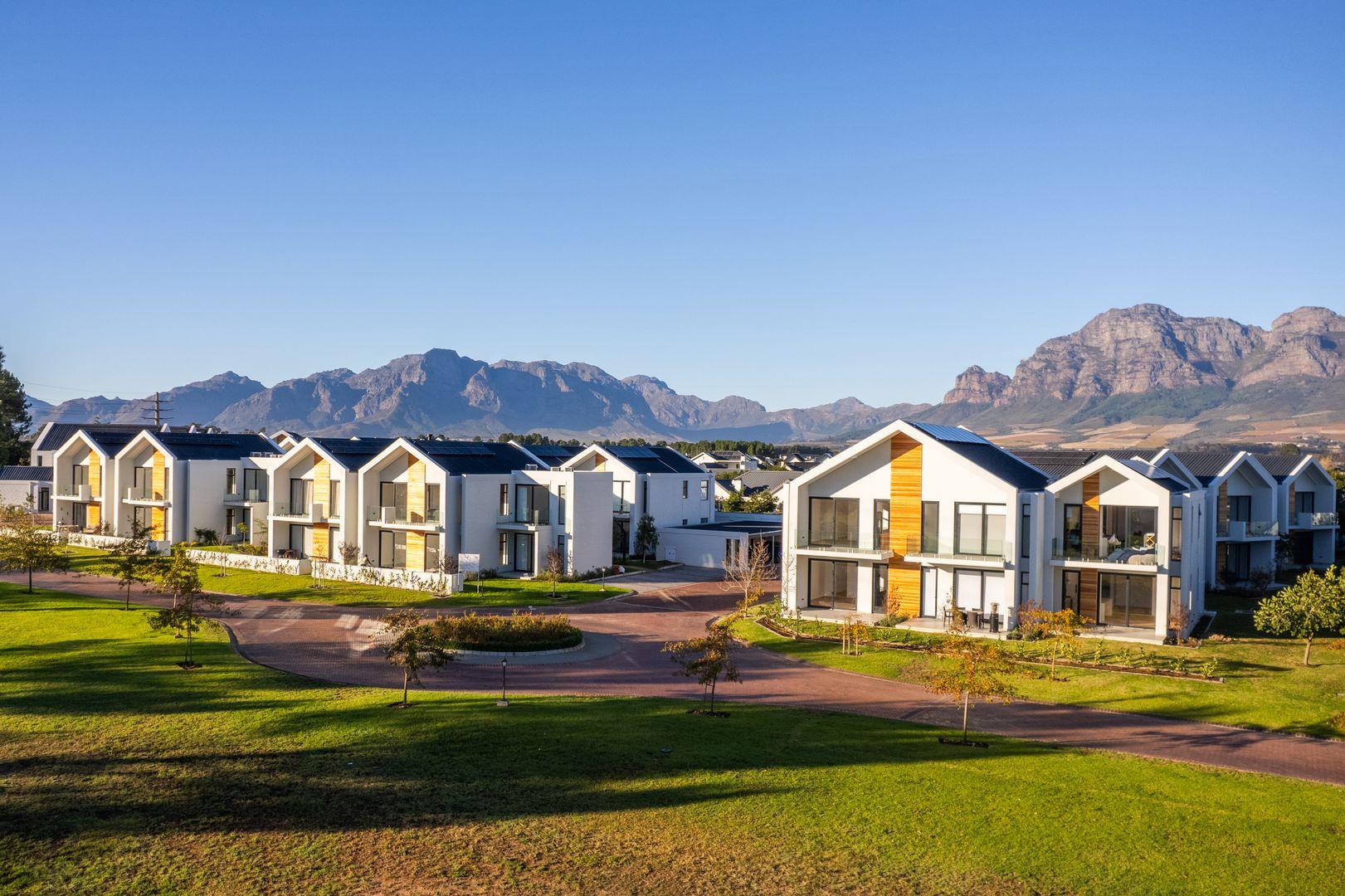 1 Bedroom Apartment / flat to rent in Val de Vie Estate P24115135064