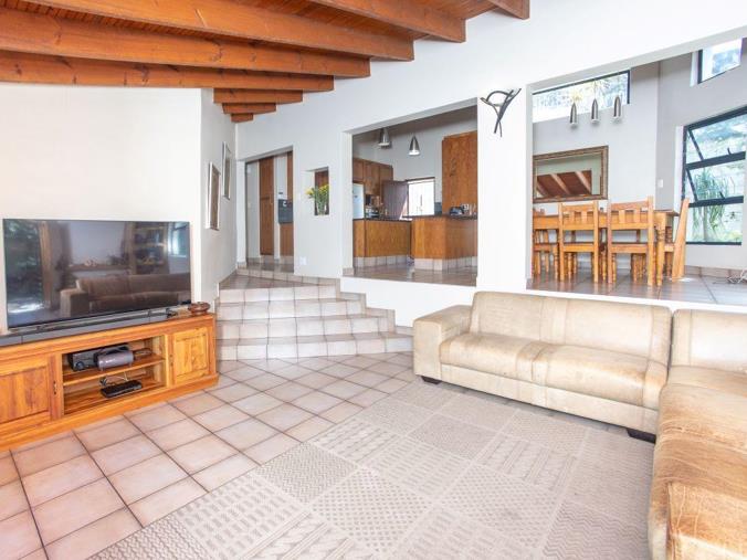 3 Bedroom House for Sale in Beacon Bay