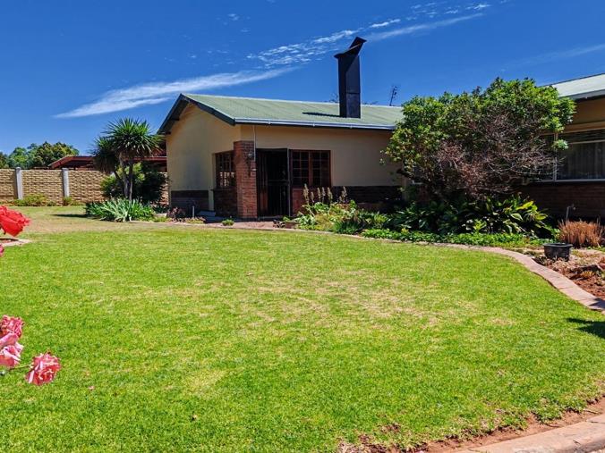 3 Bedroom House for Sale in Generaal De Wet