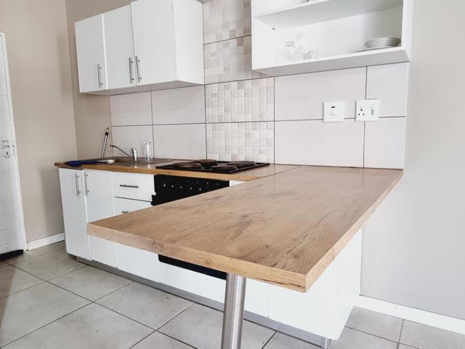 2 Bedroom Apartment / Flat for Sale in Otjomuise