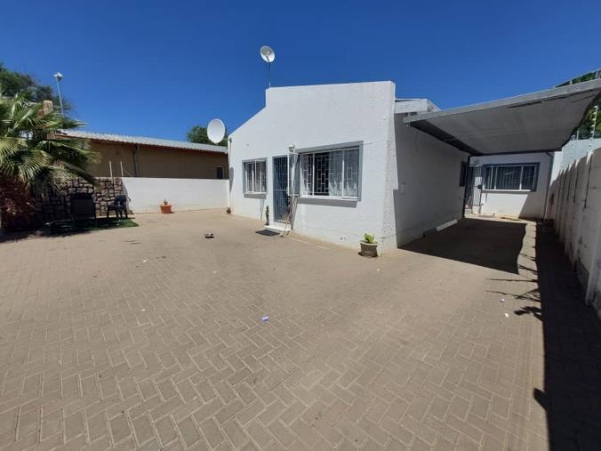 2 Bedroom House for Sale in Cimbebasia