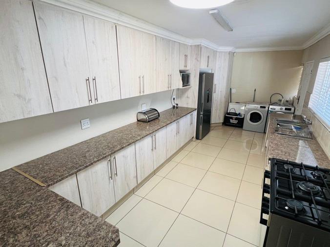 3 Bedroom House for Sale in Cosmosrand