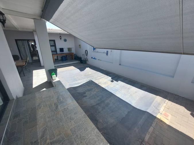 3 Bedroom House for Sale in Elisenheim