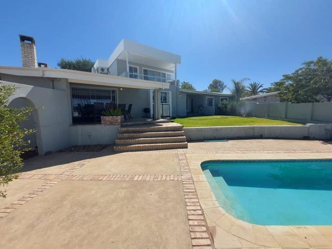 4 Bedroom House for Sale in Olympia