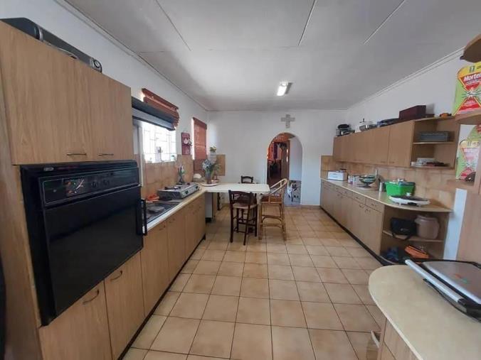 3 Bedroom House for Sale in Pioneers Park