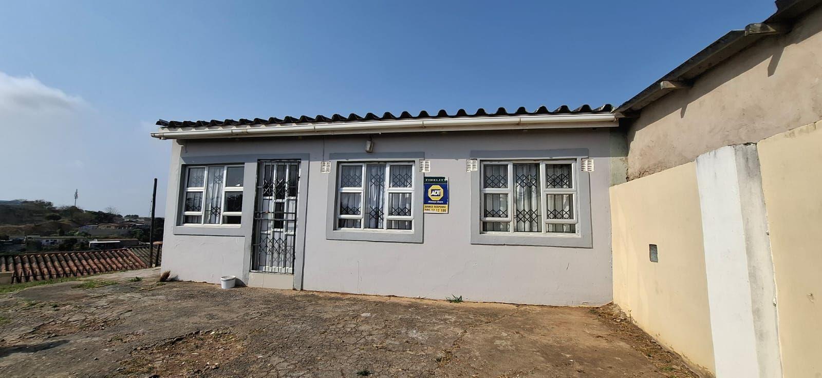 3 Bedroom House for sale in Trenance Park P24115141178