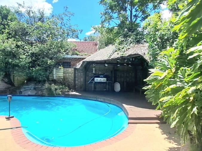 4 Bedroom House for Sale in Vanderbijlpark SE 7