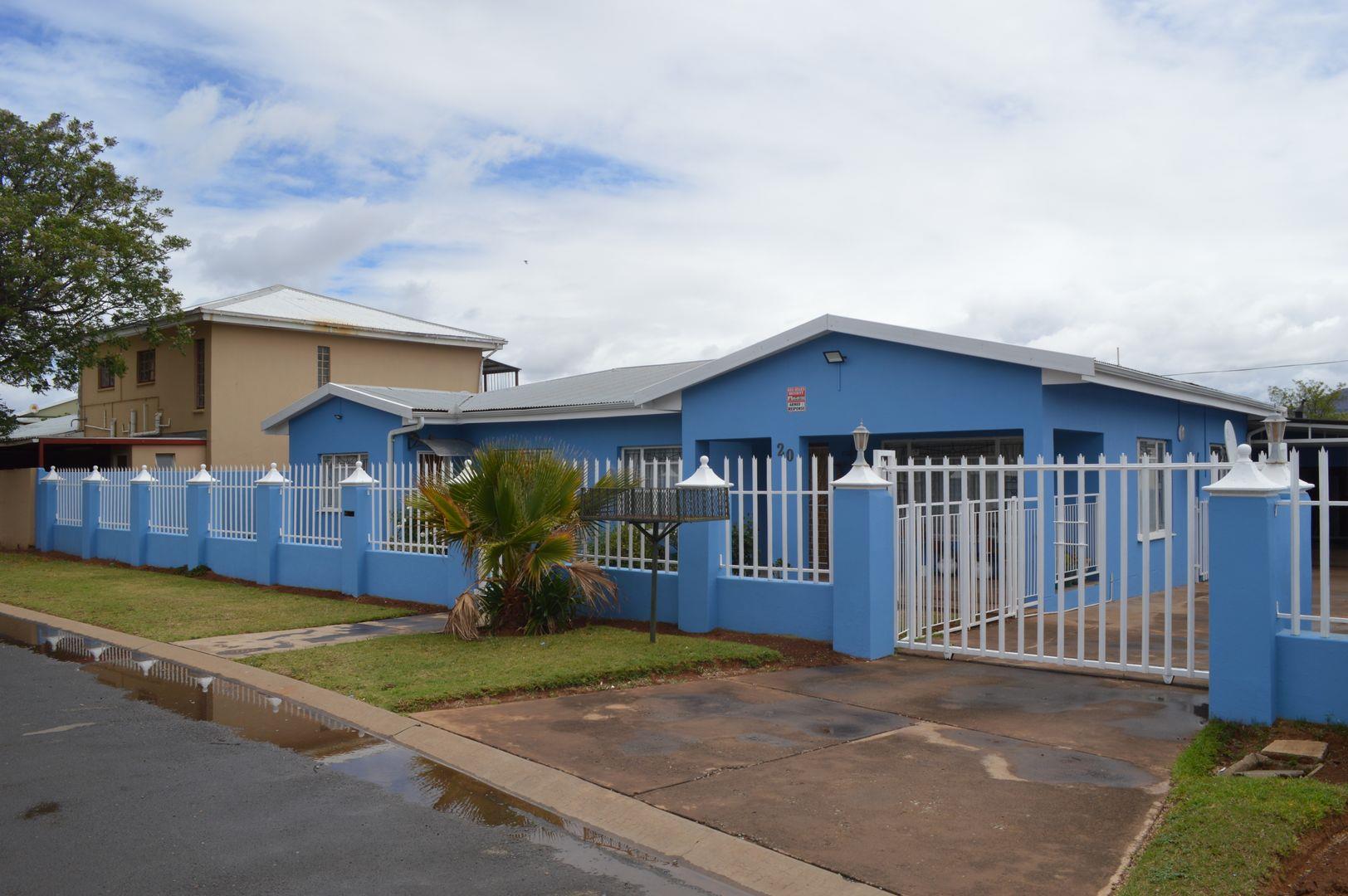 4 Bedroom House for sale in Victoria Park P24115141659