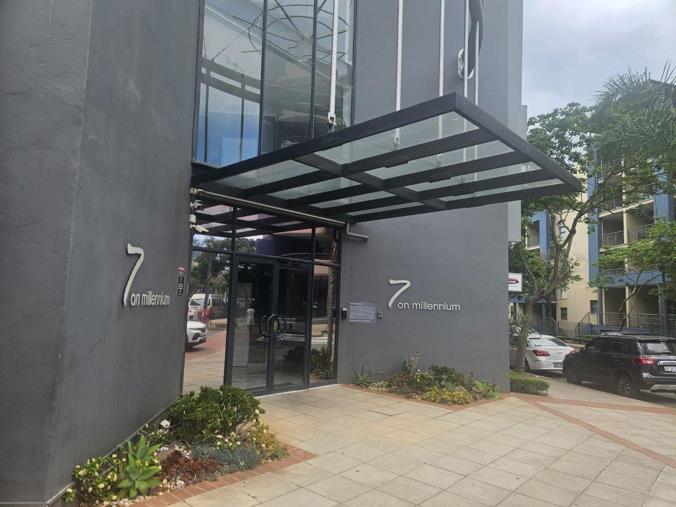 Commercial Property to Rent in New Town Centre