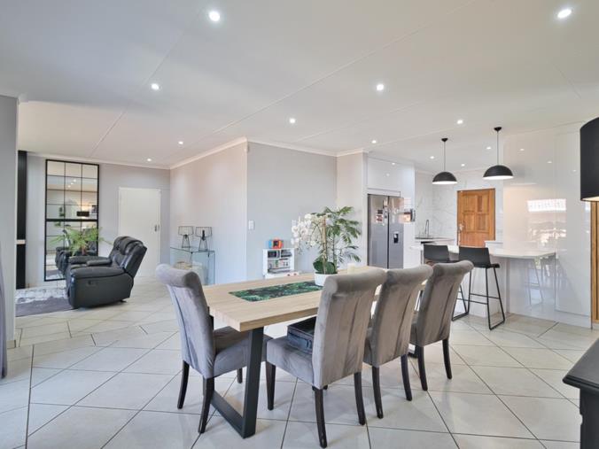 3 Bedroom House for Sale in Pomona