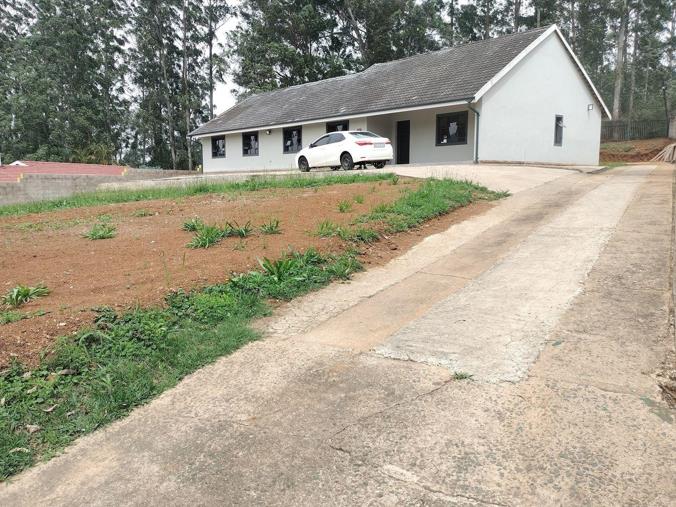 4 Bedroom House for Sale in Montrose