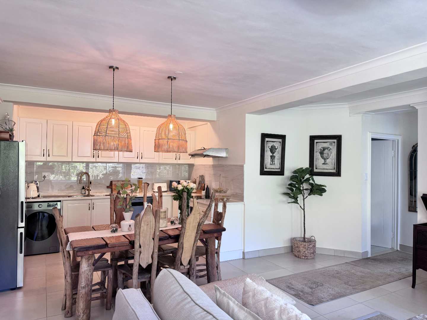 3 Bedroom Apartment / flat to rent in Hout Bay Central P24115146416