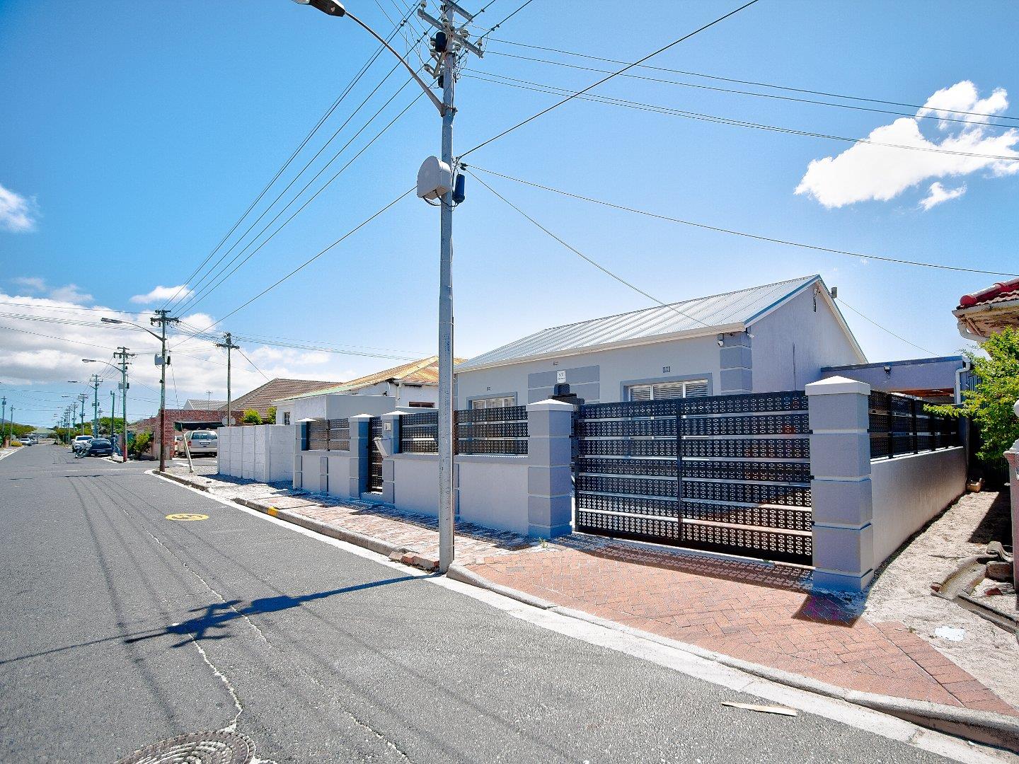 3 Bedroom House for sale in Buckingham P24115147720