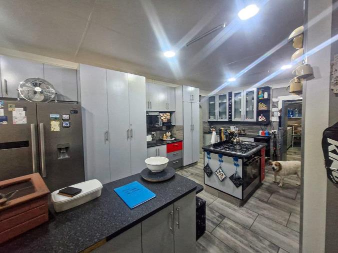 4 Bedroom House for Sale in Virginia Park