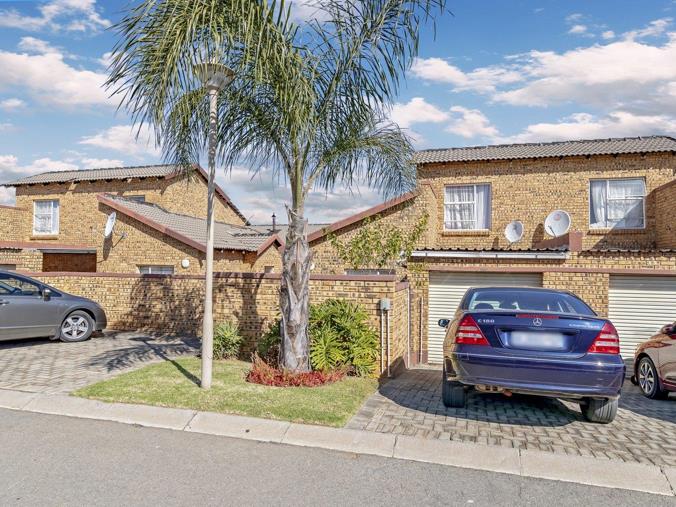 Apartment / Flat for Sale in Honeypark