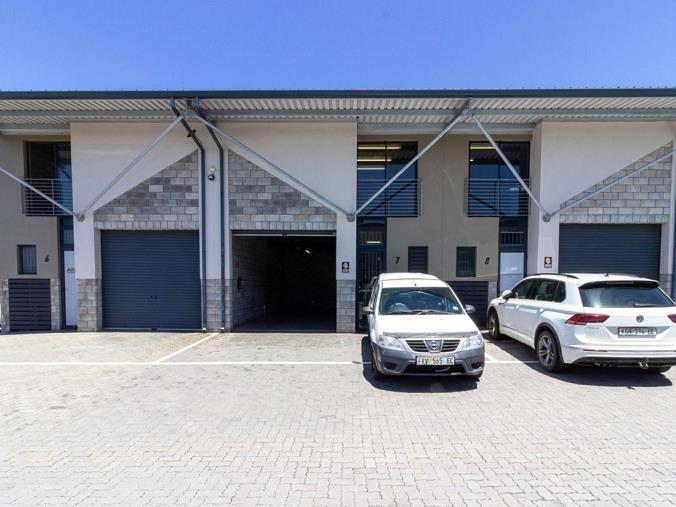 Commercial Property to Rent in Fairview