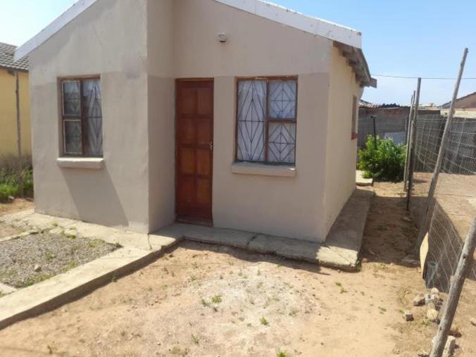 2 Bedroom House for Sale in Wells Estate