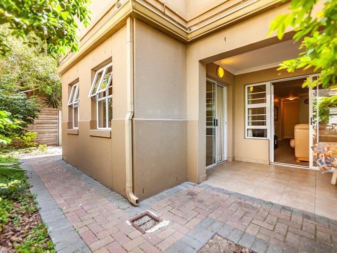 2 Bedroom Apartment / Flat for Sale in Royal Ascot