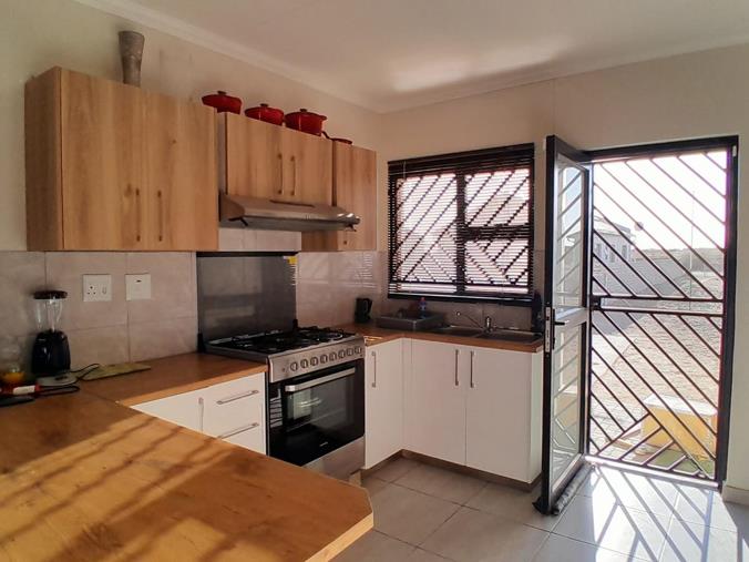 2 Bedroom House for Sale in Windhoek South