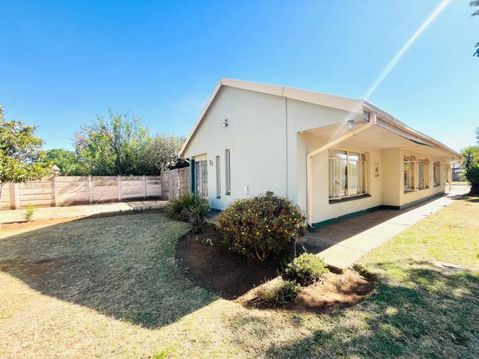 3 Bedroom House for Sale in Three Rivers