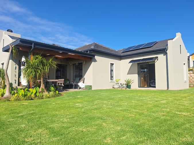 3 Bedroom House for Sale in Hartland Lifestyle Estate