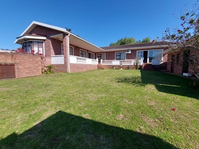 4 Bedroom House for Sale in Winterhoek Park