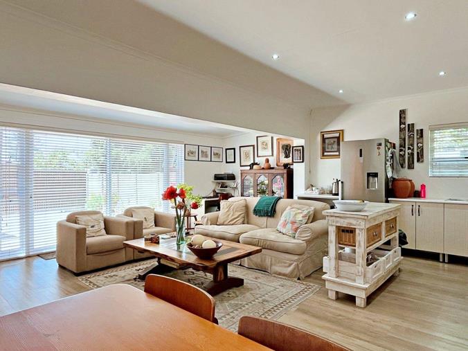 5 Bedroom House for Sale in Boston