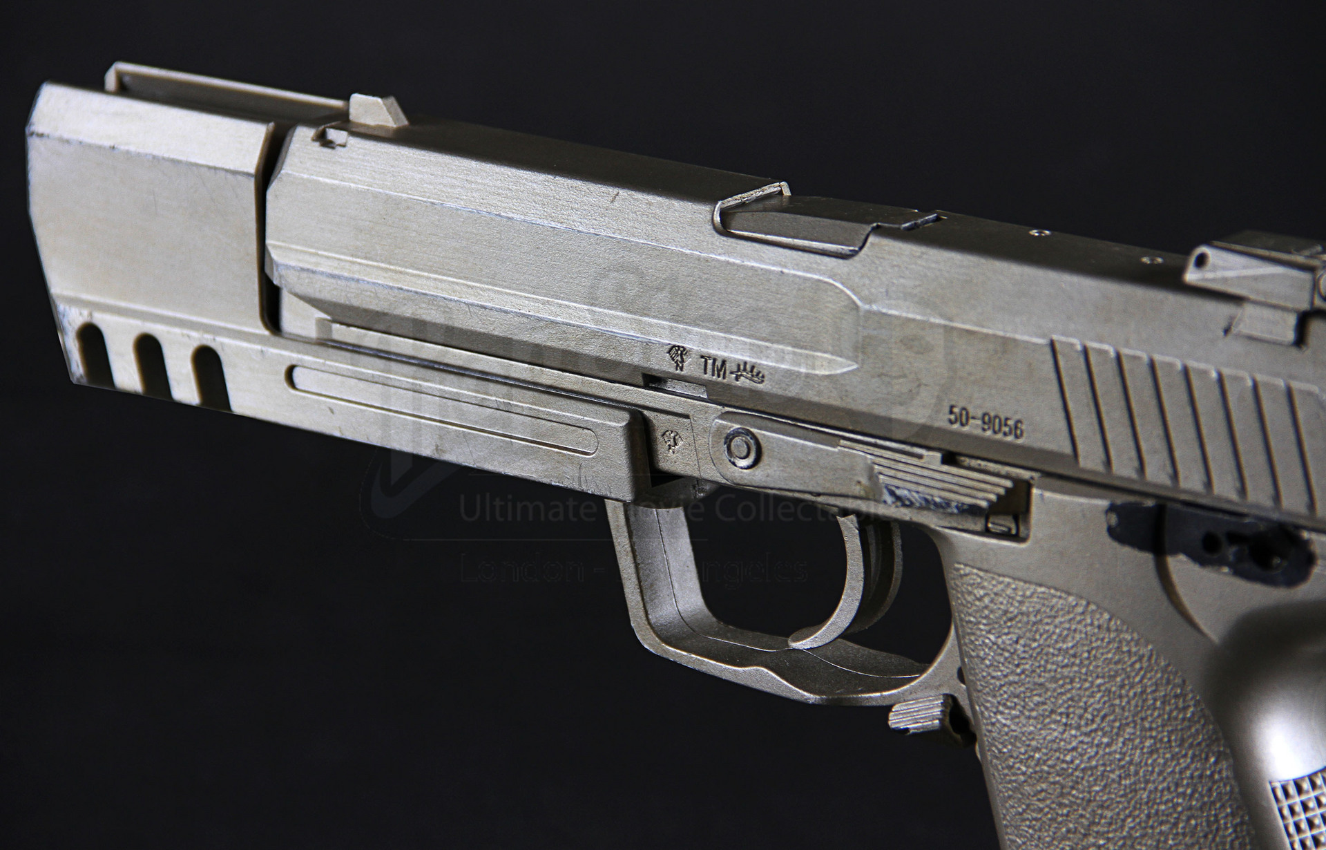 Lara Crofts (Angelina Jolie) Pistol Display Prop Store Ultimate