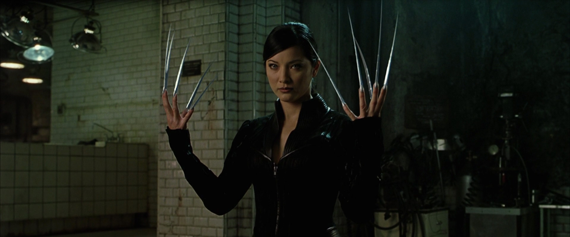 Lady Deathstrike (Kelly Hu) Costume and Boots Prop Store Ultimate