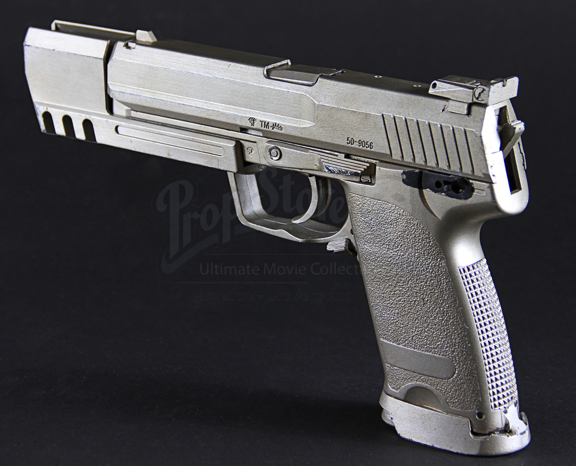 Lara Crofts (Angelina Jolie) Pistol Display Prop Store Ultimate