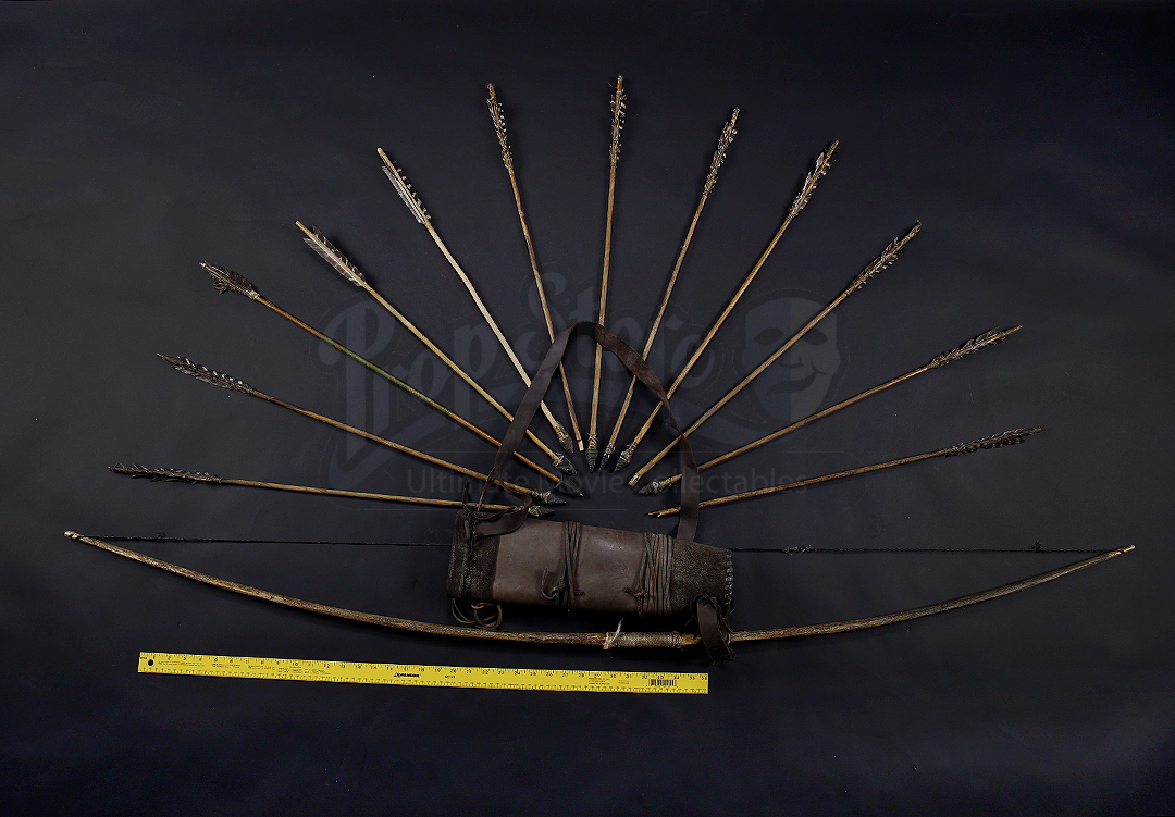 Bow and Arrows Set Prop Store Ultimate Movie Collectables