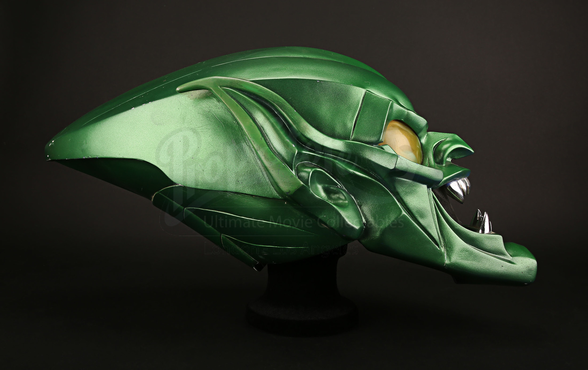 View Green Goblin Mask Background