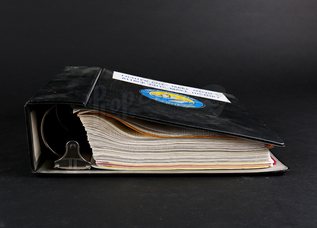 Production Binder Prop Store Ultimate Movie Collectables