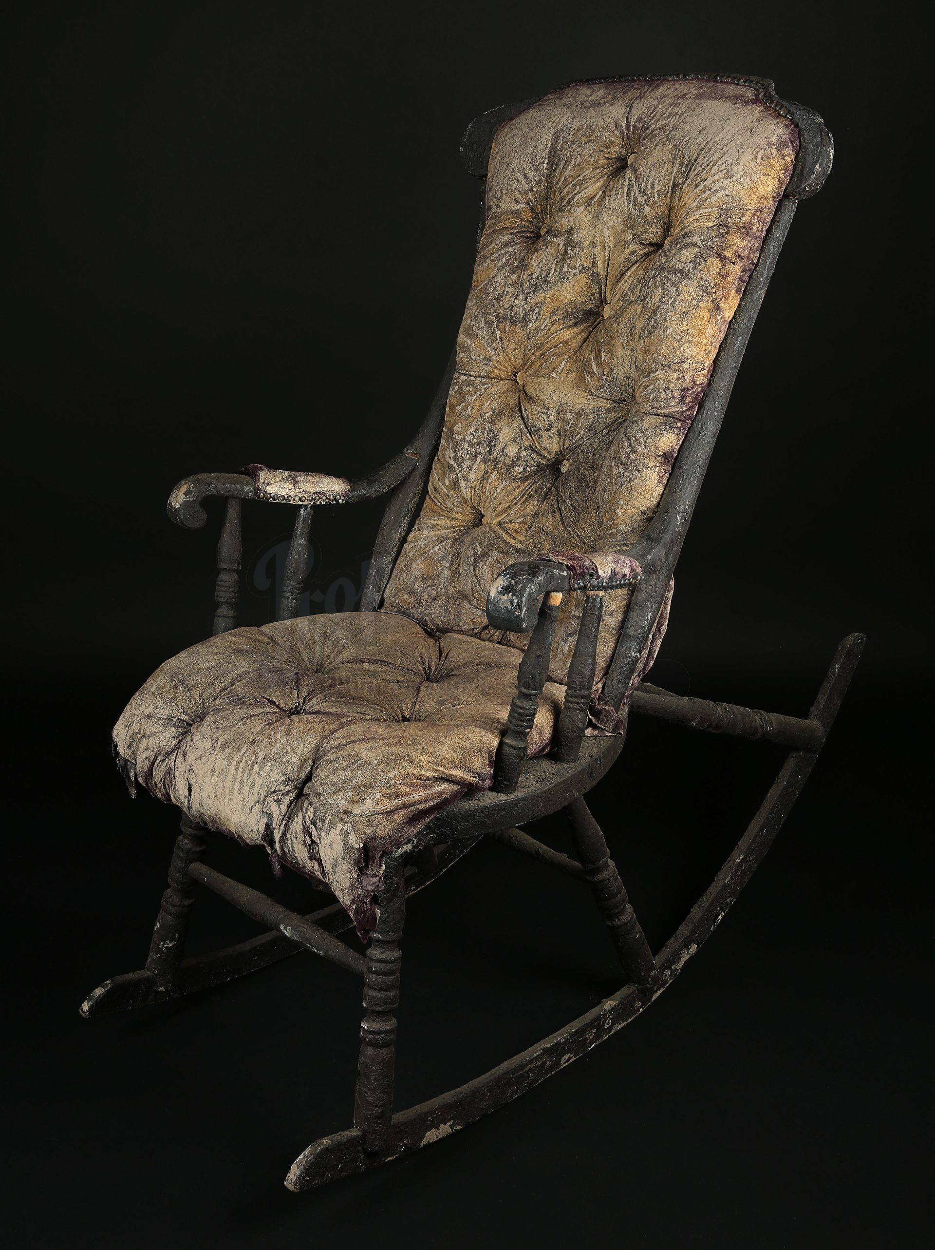 Rocking Chair Horror Movie / Loopable Spooky Rocking Chair On Dark