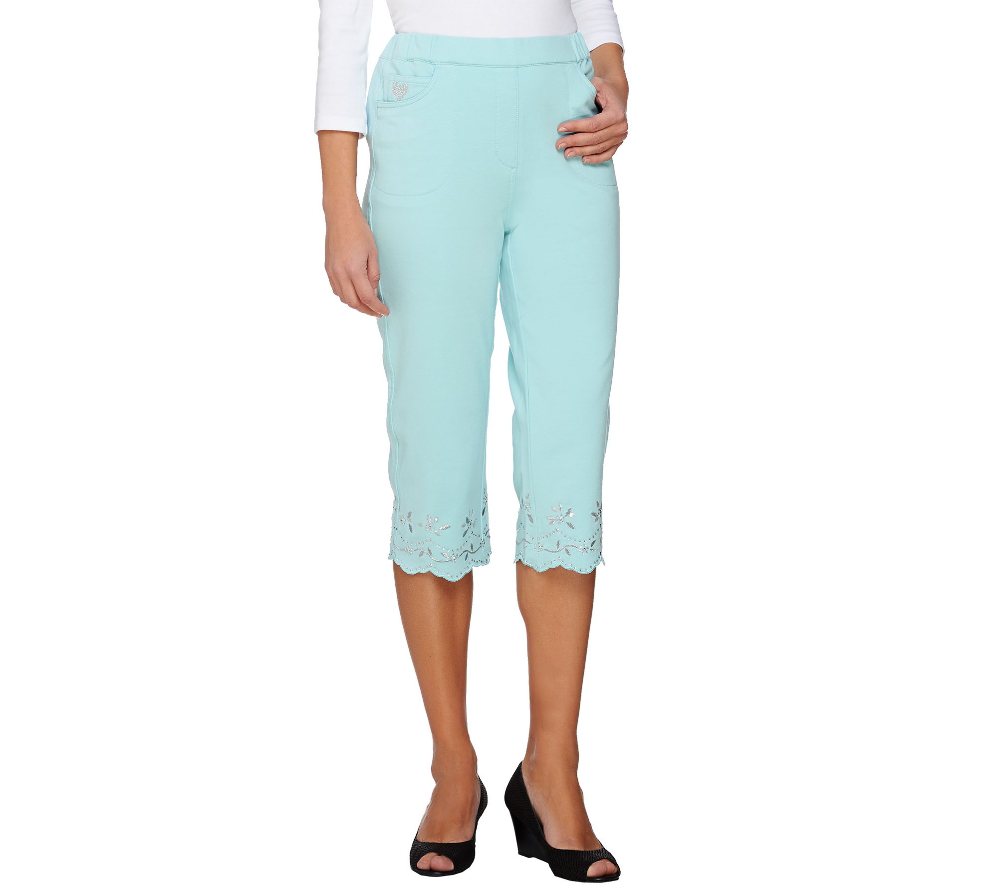 Quacker Factory DreamJeannes Silver Sparkle Floral Scallop Capri Pants