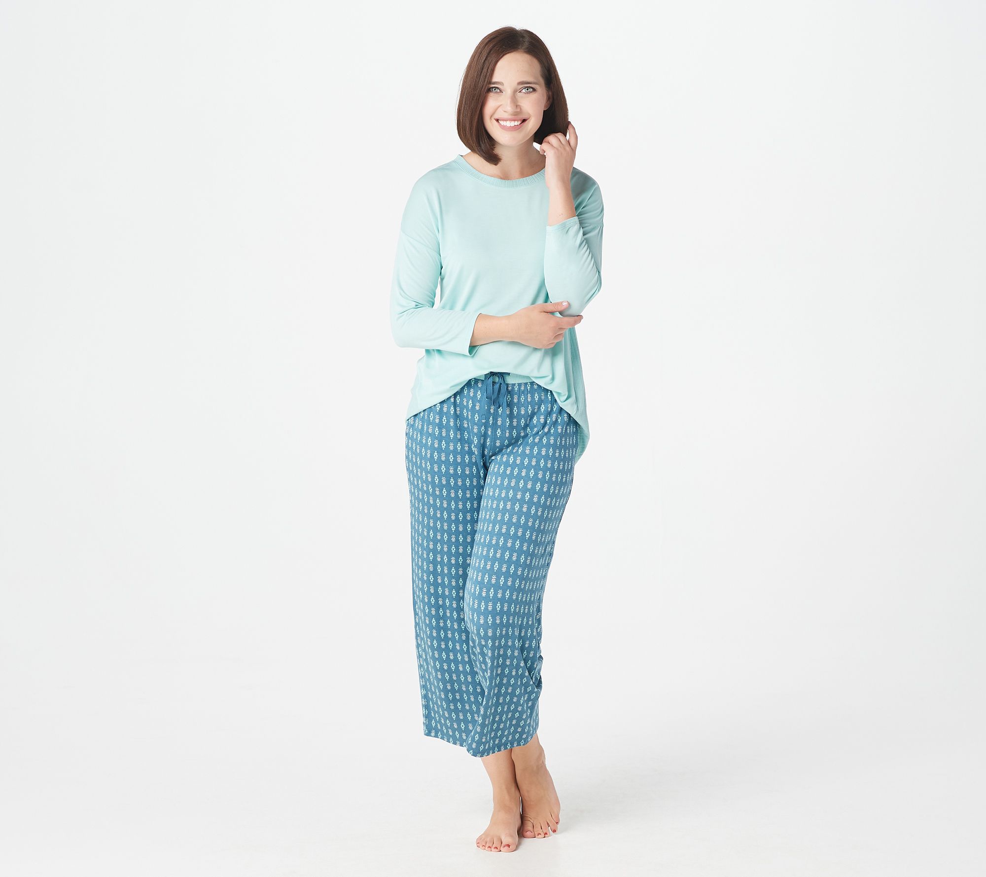 Cuddl Duds Smooth Jersey Crew Neck Cropped Pant Pajama Set