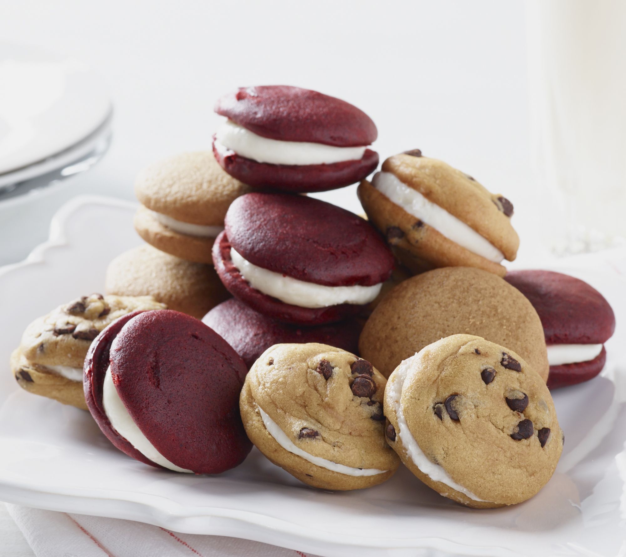 Studmuffin Desserts Set of 30 Artisanal SpaceCakes Page 1 —