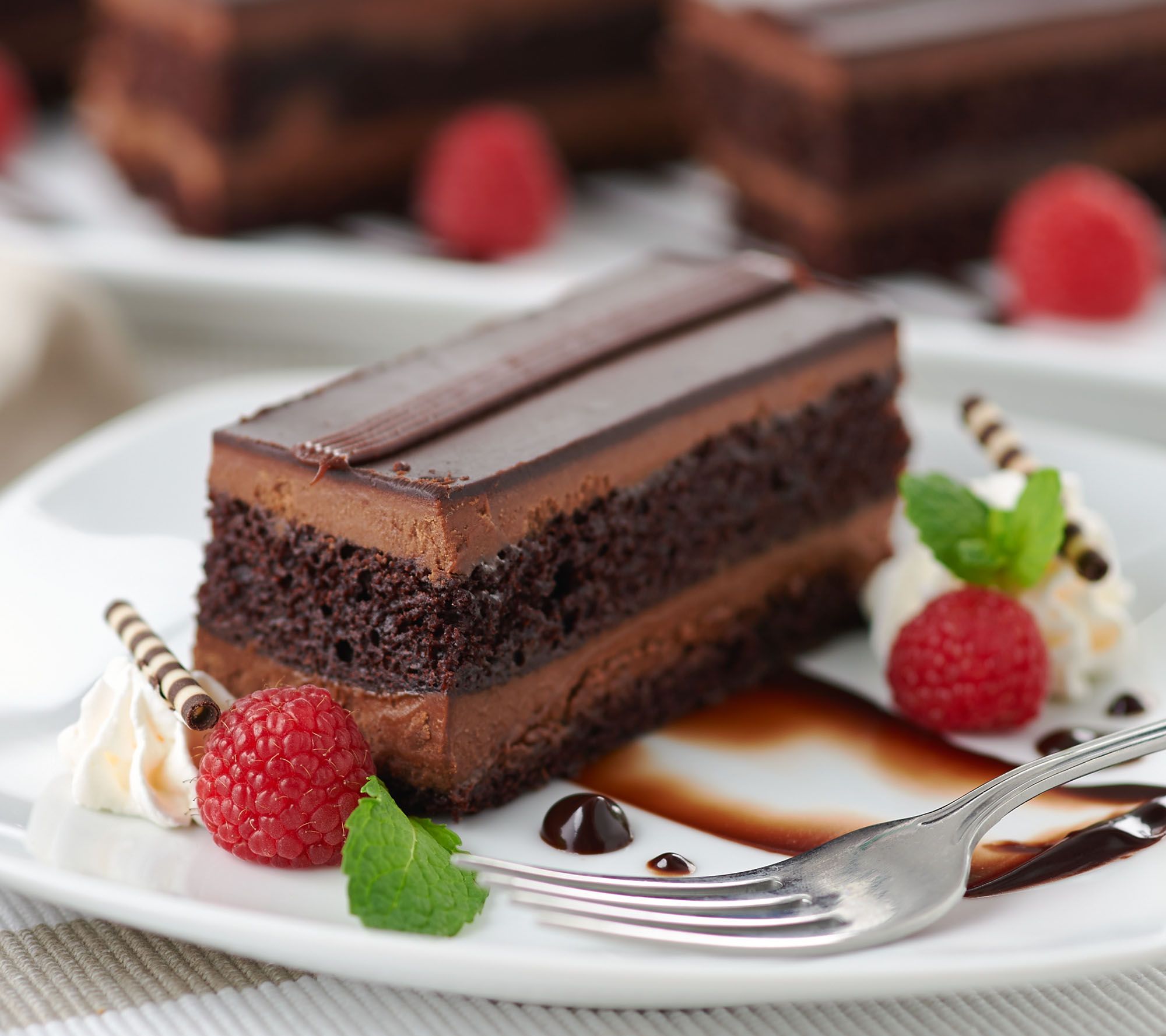 Classic Cake 3.5 lb. Individually Sliced Gourmet Cake —