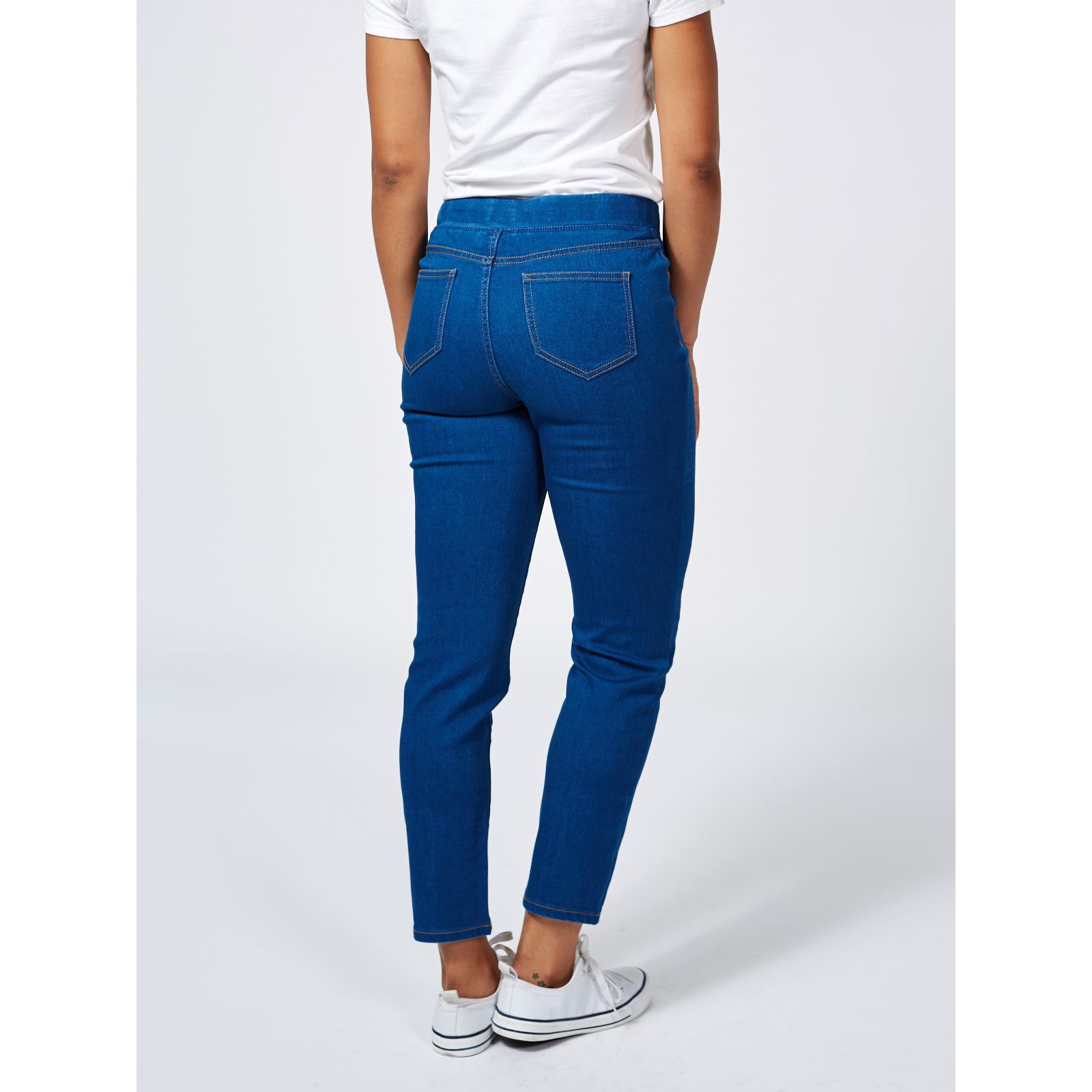 Outlet Denim & Co. Soft Stretch Straight Leg Petite Jeans QVC UK