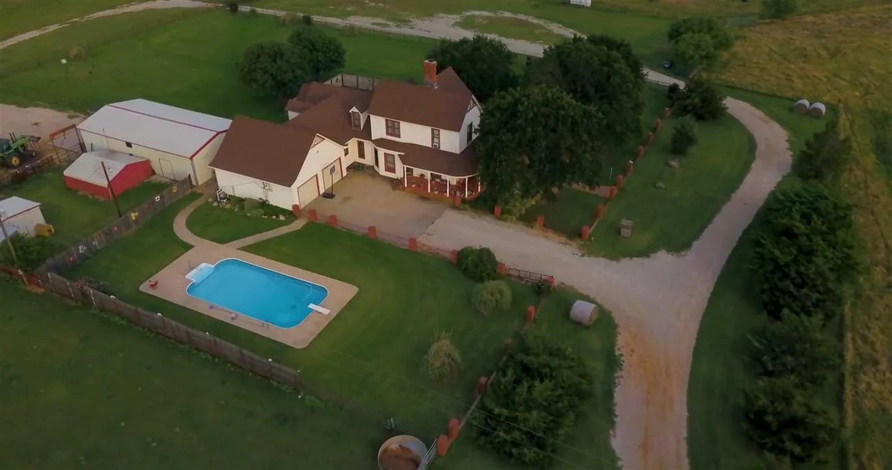 Boundless opportunity! 5909 Hwy 281, Scotland TX 85 acres with