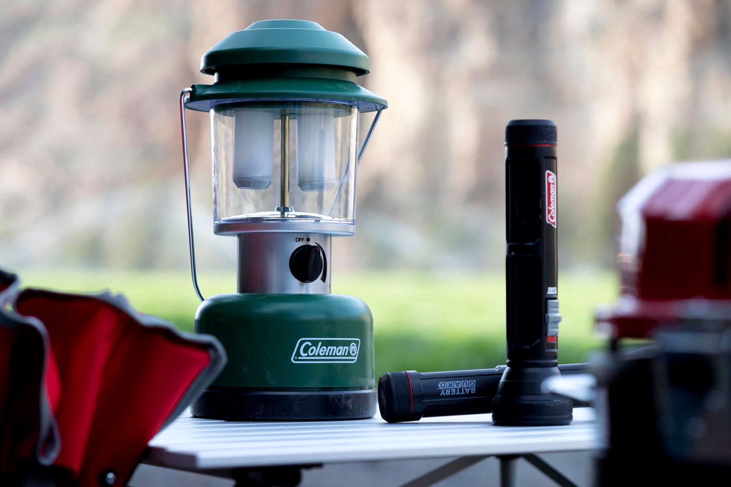 Coleman® 2000024375 Twin 390 Lm LED Lantern