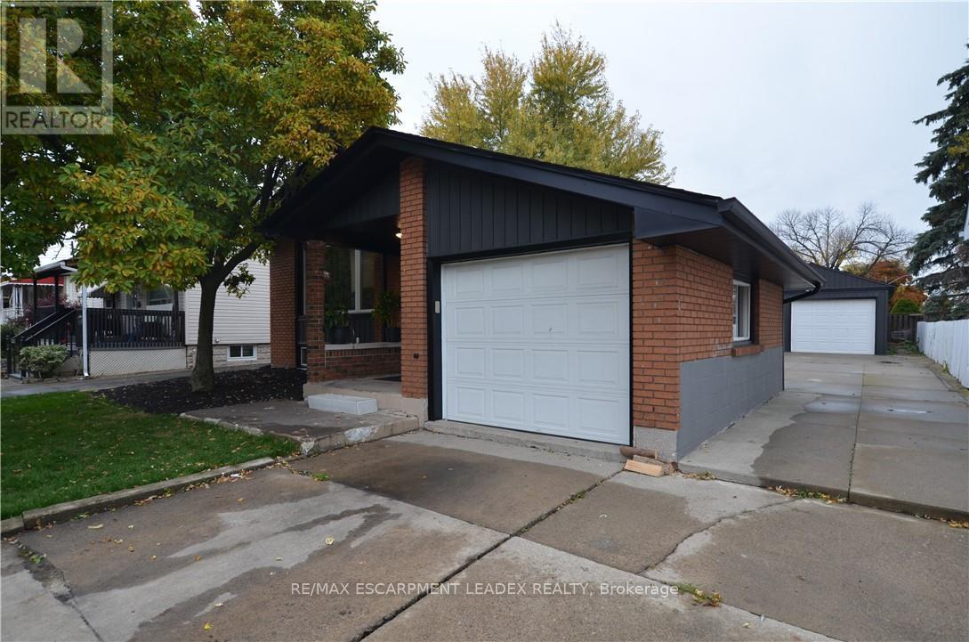B 880 UPPER SHERMAN AVENUE, Hamilton (Thorner), ON L8V3N1 Home For