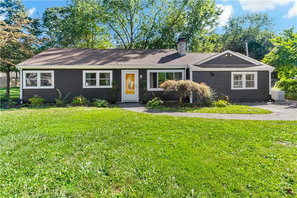 32 SHERWOOD LN, BARRINGTON, RI 02806 Single Family Residence For Sale
