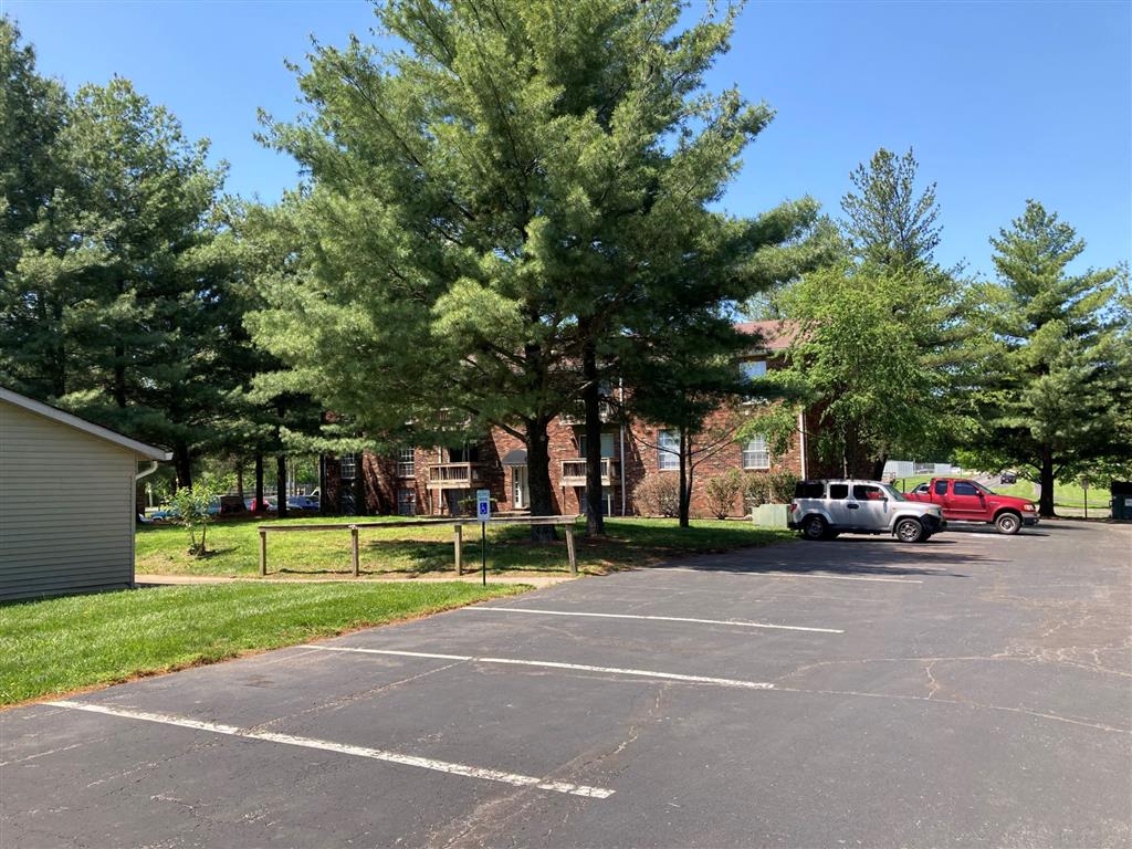 High Park Apartments 100 High Park Dr New Albany, IN