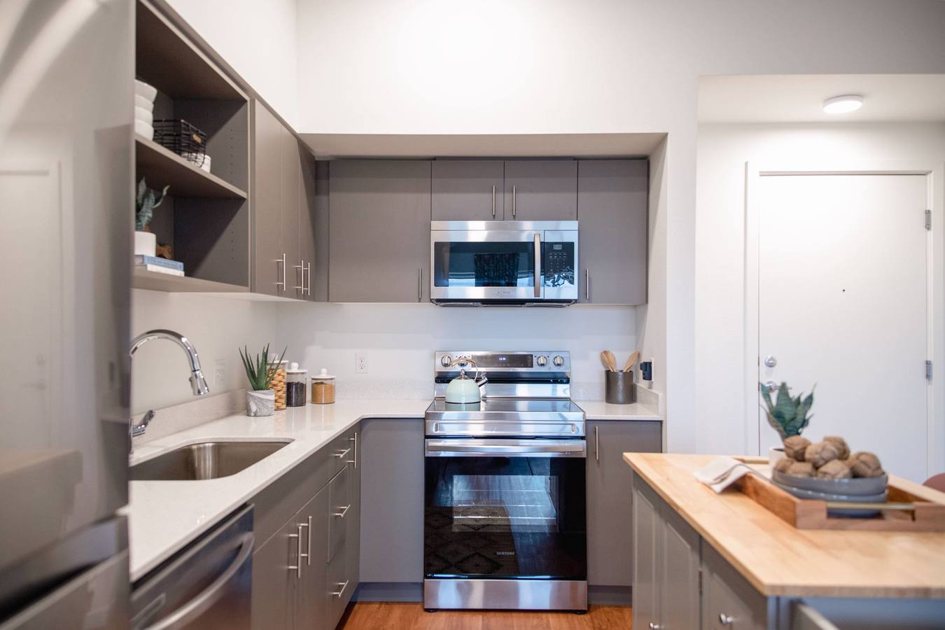 Hana Apartments 1250 NE Compton Dr Hillsboro, OR Rentable