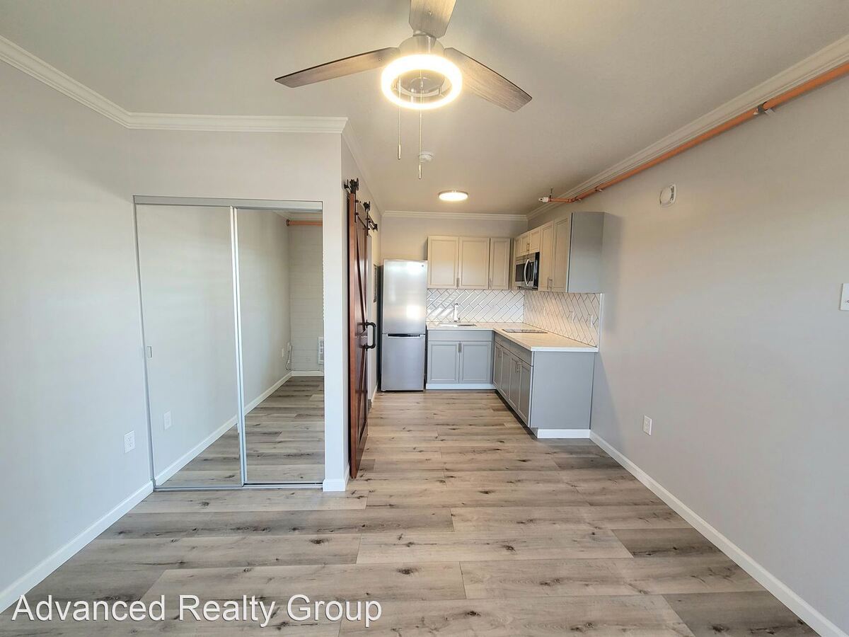 2019 Fremont Apartments 2019 Fremont St Las Vegas, NV