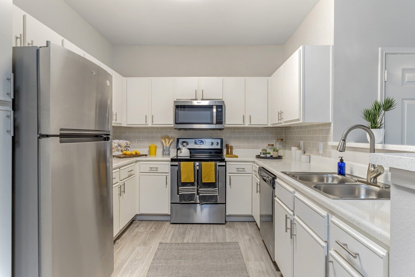 Oak Grove Apartments 10770 Barely Ln Houston, TX Rentable